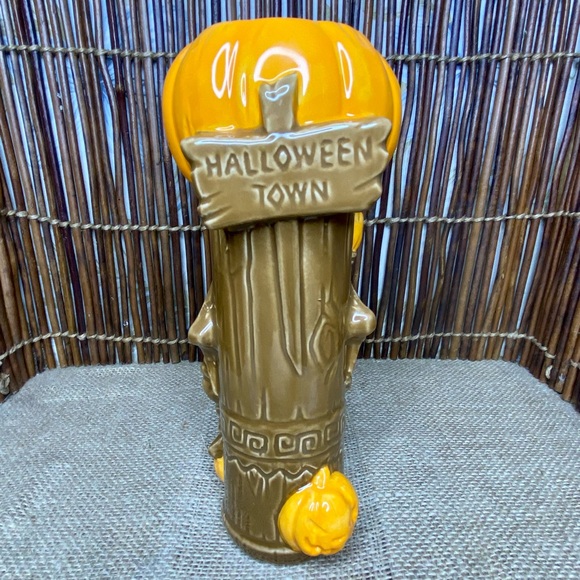 Geeki Tikis Disney The Nightmare Before Christmas Pumpkin King Ceramic Mug - Picture 6 of 14